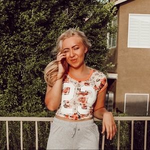 Meet your Posher, Tiffany